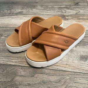 UGG W ZAYNE CROSSBAND